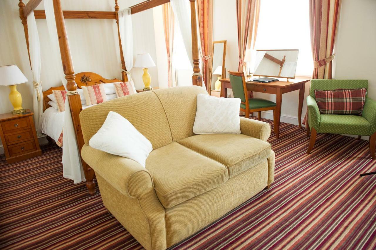 Eskdale Hotel Langholm Экстерьер фото